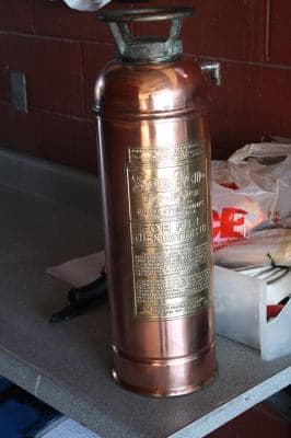 2 brass extinguishers-pm-ø4x10 mm-cpc production 
