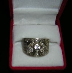 White gold turning best sale black
